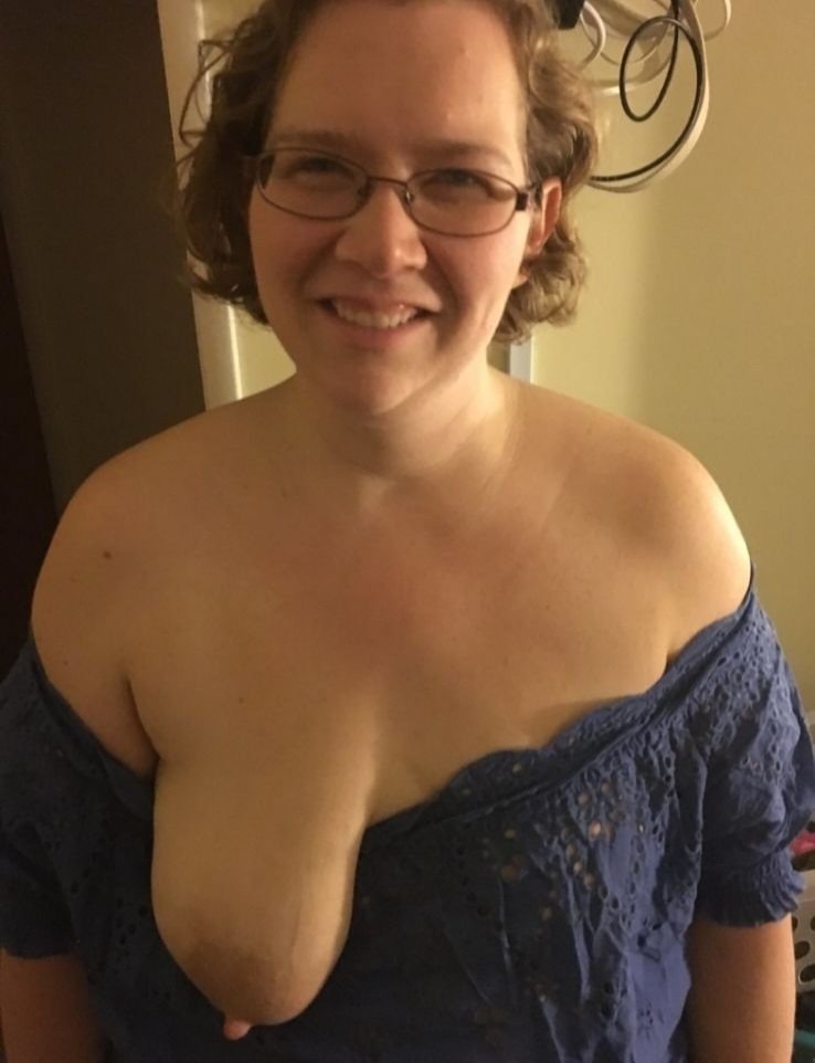 738px x 962px - Old granny tits, love to suck on that niple - Porn - EroMe