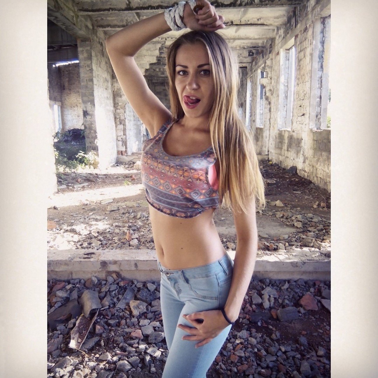 Real amateur babe deepfakes (+originals) #RgHTP7um