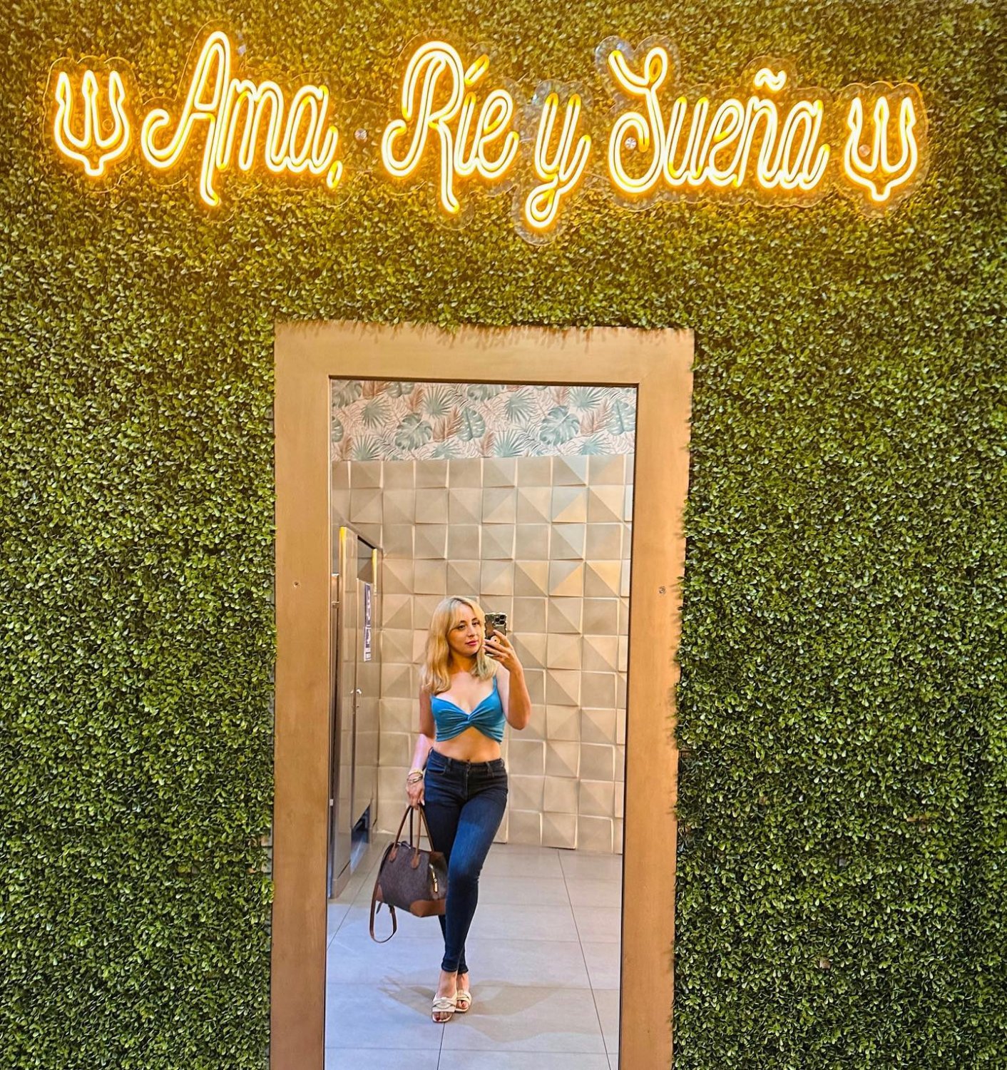 Latina Instagram Slut #eDoNSV2W