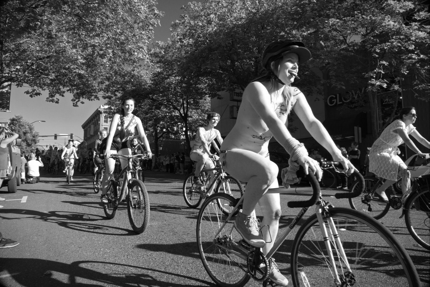 Naked Bike Ride In the City #mQ3rjPU4